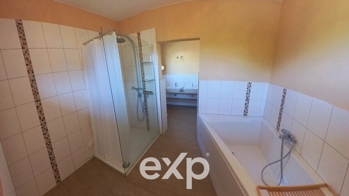 Einfamilienhaus zu verkaufen in Bad Rehburg, Tiefenriede 11, 31547 Bad Rehburg, 290 m²