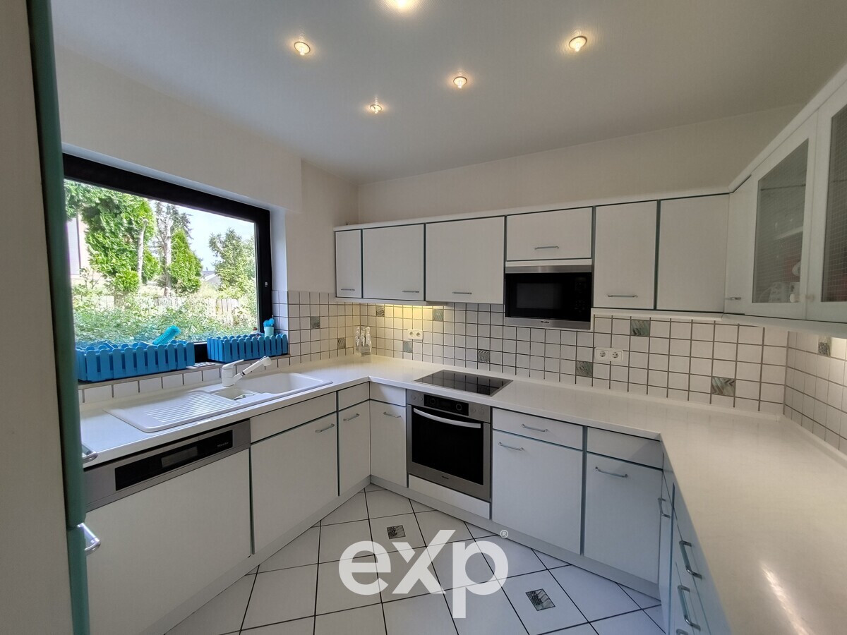 single-family house for sale in Wolfsheim, Schubertstraße 9, 55578 Wolfsheim, 260 m²