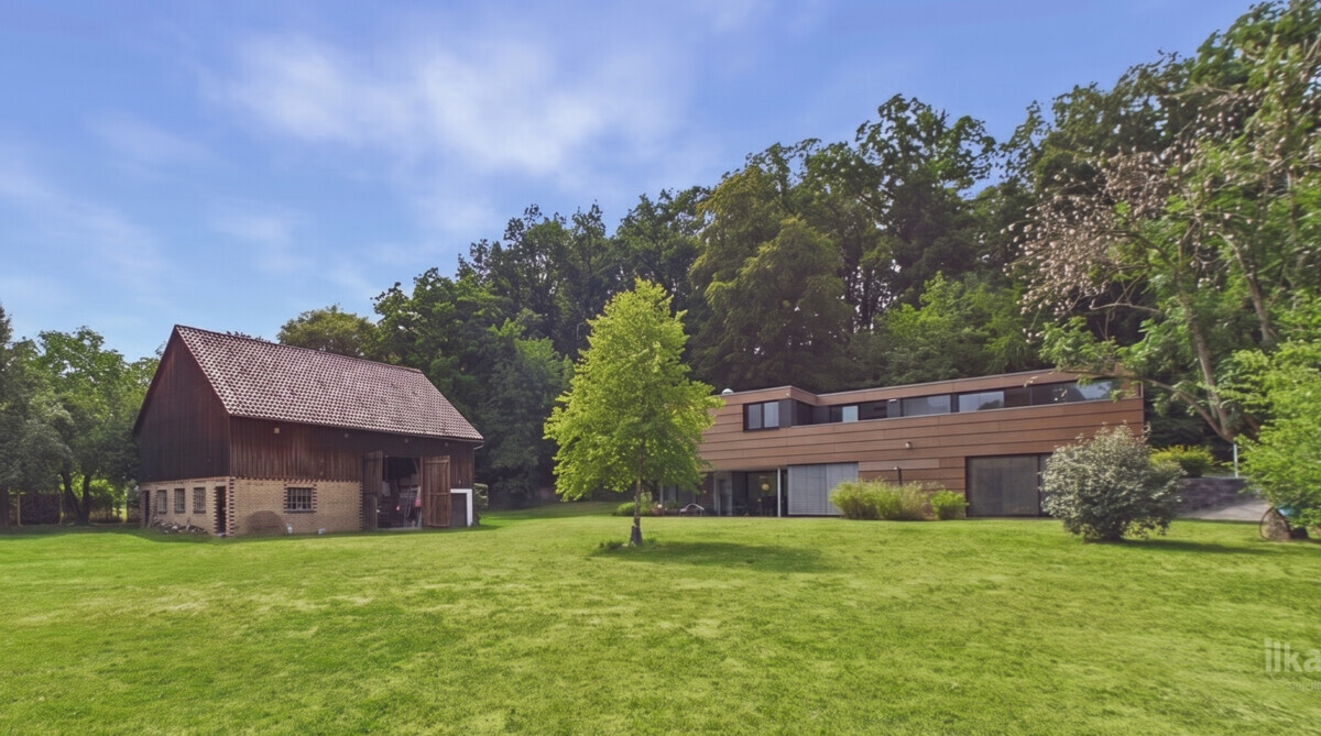 SELTENHEIT | modern & edel |uneinsehbare Randlage | Architektenhaus mit großem Garten & Scheune