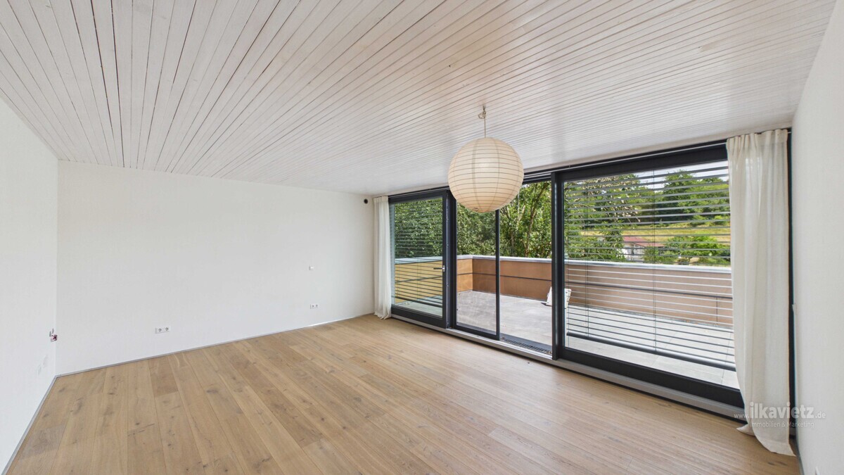 SELTENHEIT | modern & edel |uneinsehbare Randlage | Architektenhaus mit großem Garten & Scheune