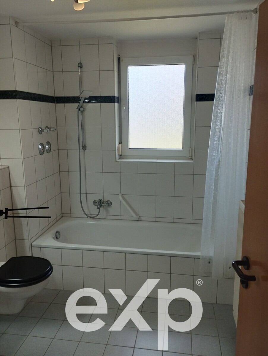TBB-Kirschengarten; schöne, gepflegte 3-Zi-Whg., EG, Balkon, EBK, 72m², frei ab Sept.26