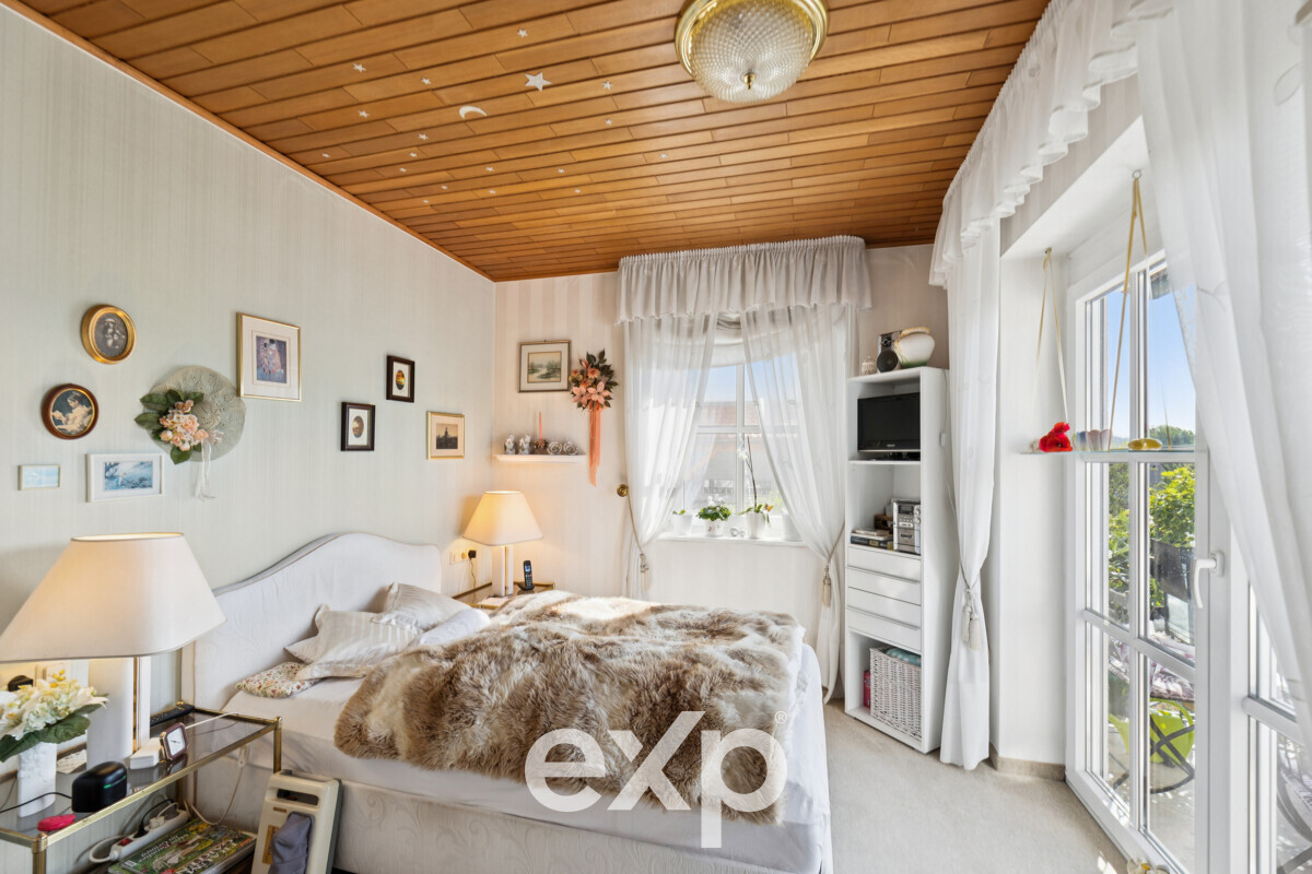Einfamilienhaus zu verkaufen in Lehrberg, Gräfenbuch 51, 91611 Lehrberg, 230 m²