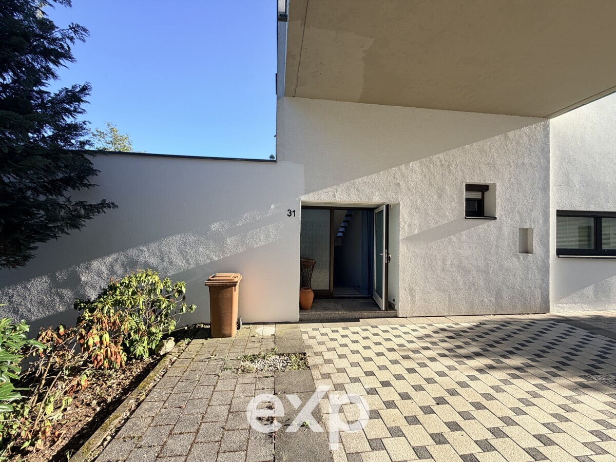 Terrassenwohnung mit Wintergarten und toller unverbauter Aussicht