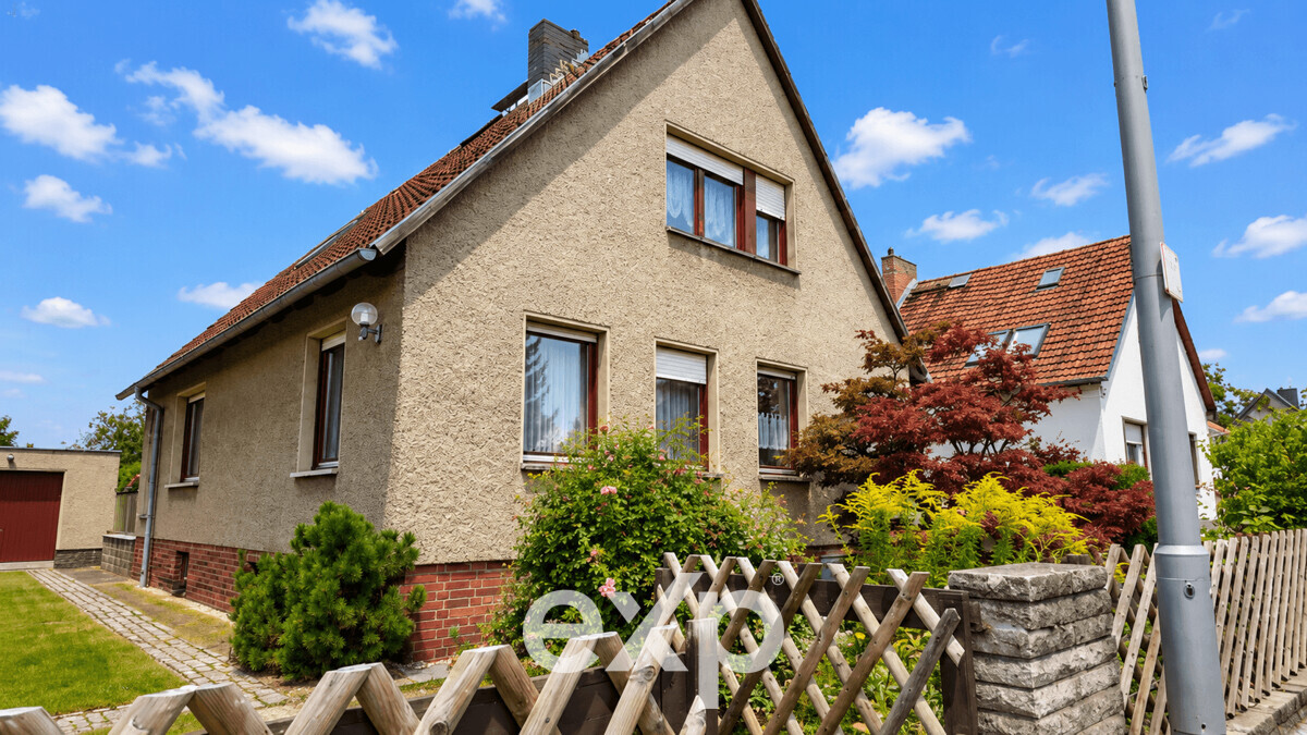 Einfamilienhaus zu verkaufen in Berlin, Loefer Weg 17, 12681 Berlin, 140 m²