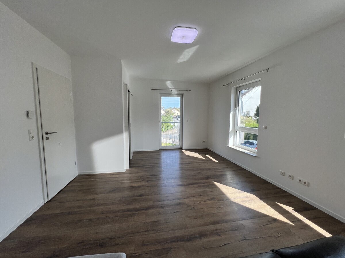 Einfamilienhaus zu mieten in Wiesbaden / Igstadt, Am Wiesenhang 24, 65207 Wiesbaden / Igstadt, 175 m²
