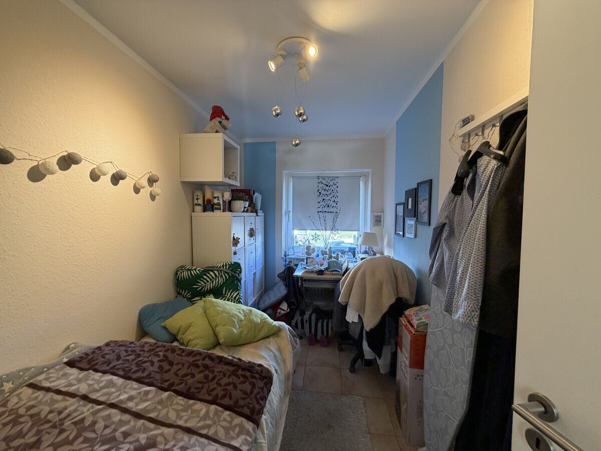 Etage zu verkaufen in Wiesbaden / Medenbach, Oberbergstraße 41, 65207 Wiesbaden / Medenbach, 73 m²