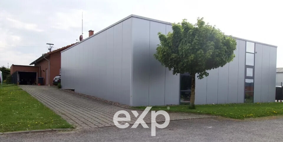 hall for sale in Barntrup, Im Kälbertal 32, 32683 Barntrup, 210 m²