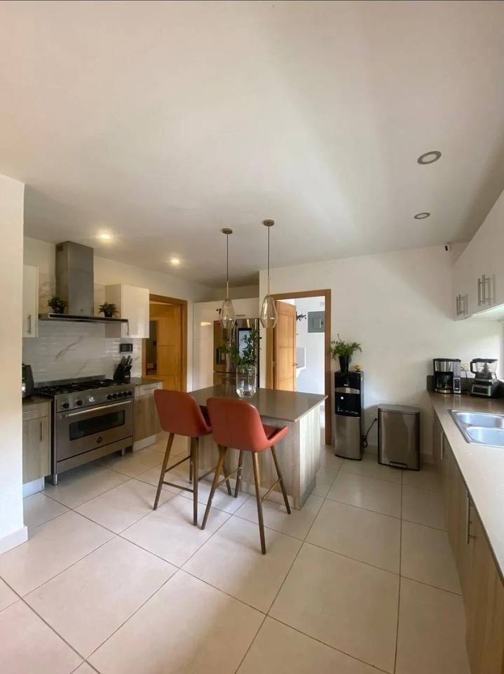 Venta de Casa en Viejo Arroyo hondo