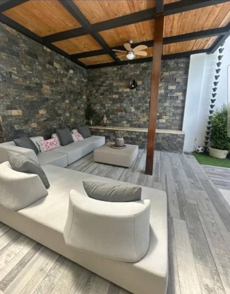 Venta de Casa en Viejo Arroyo hondo