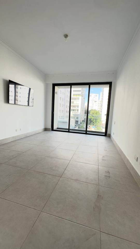 Apartamento nuevo a estrenar en Piantini de 1 habitacion, con linea blanca incluida.