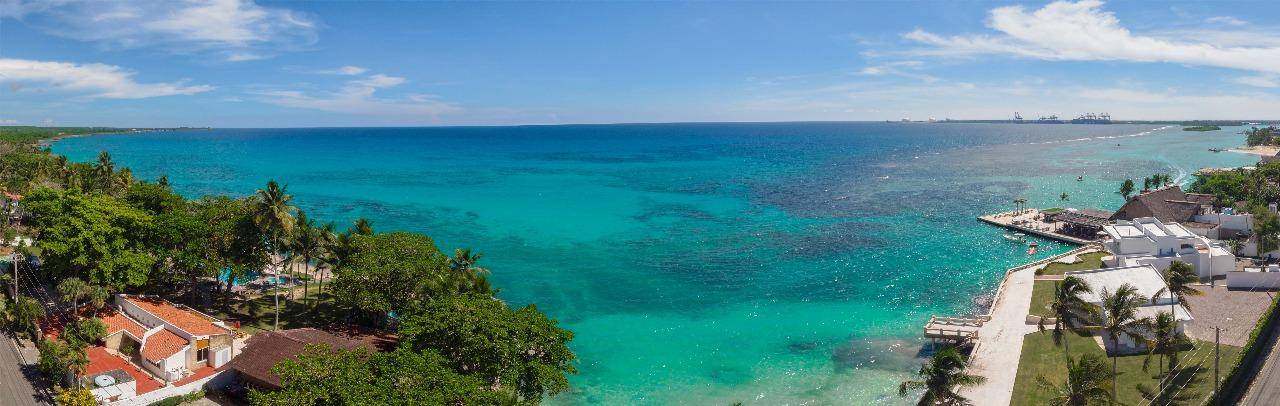 2 BR Beachfront Apartment near Sto. Domingo