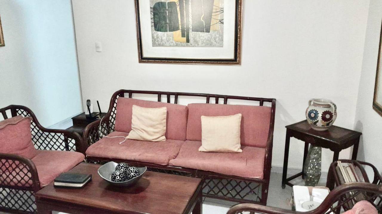 Exclusivo Apartamento Clásico en Serrallés con Patio y 2 Parqueos techadosparalelos