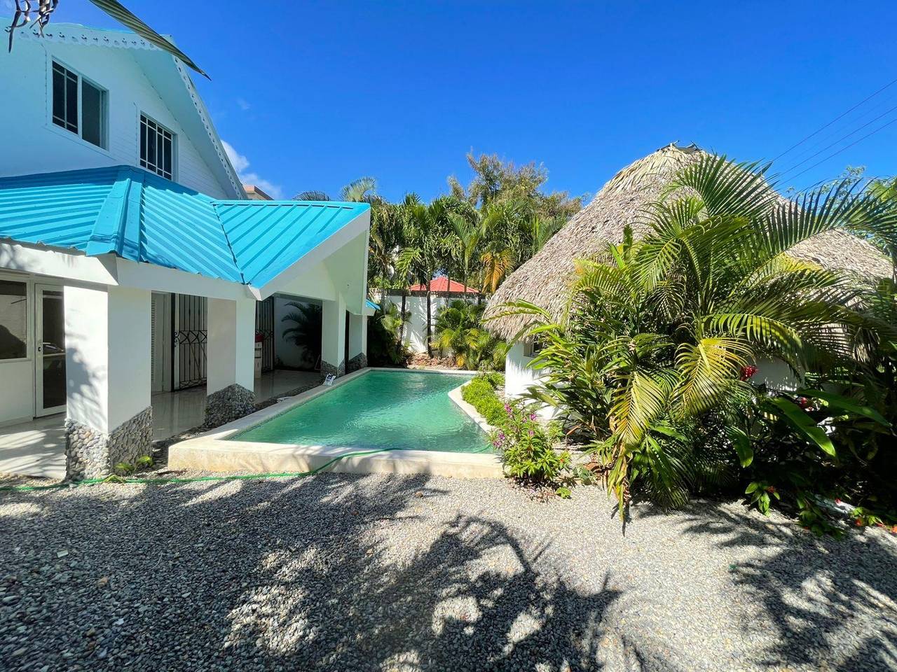 VILLA EN VENTA Y RENTA LAS TERRENAS