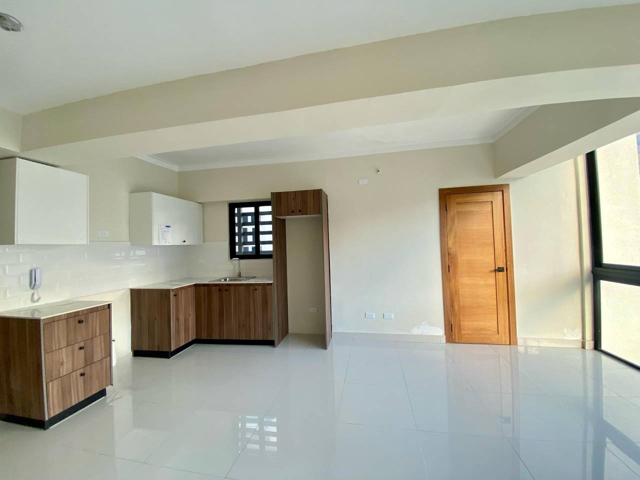 Apartamento en Venta en Serrallés Nuevo a Pasos del Parque y prox a Agora Mall