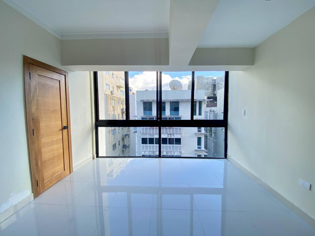 Apartamento en Venta en Serrallés Nuevo a Pasos del Parque y prox a Agora Mall