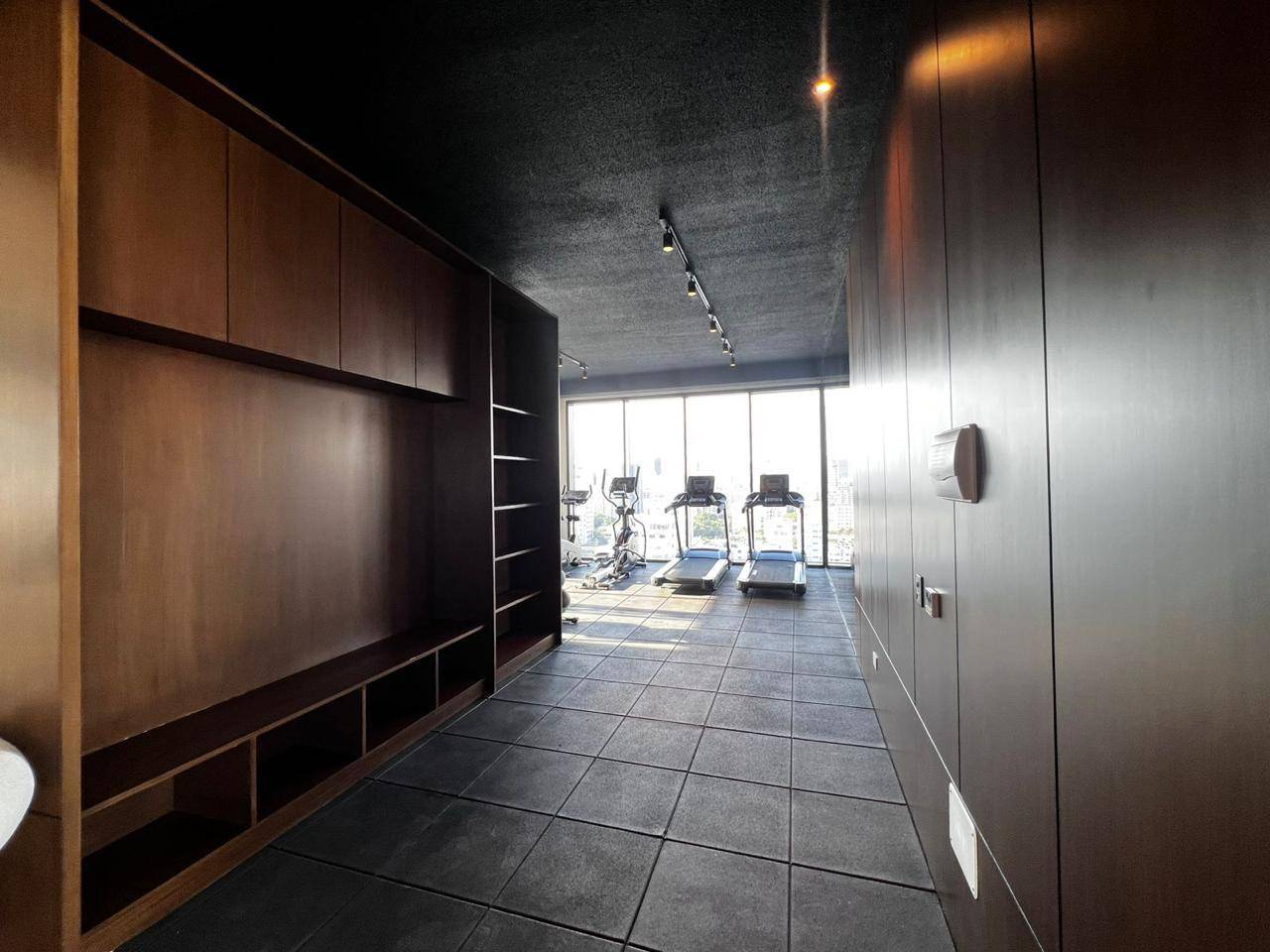 Moderno Apartamento 1 Habitación en Piantini, con Vista a la Ciudad y Piscina – MStudio