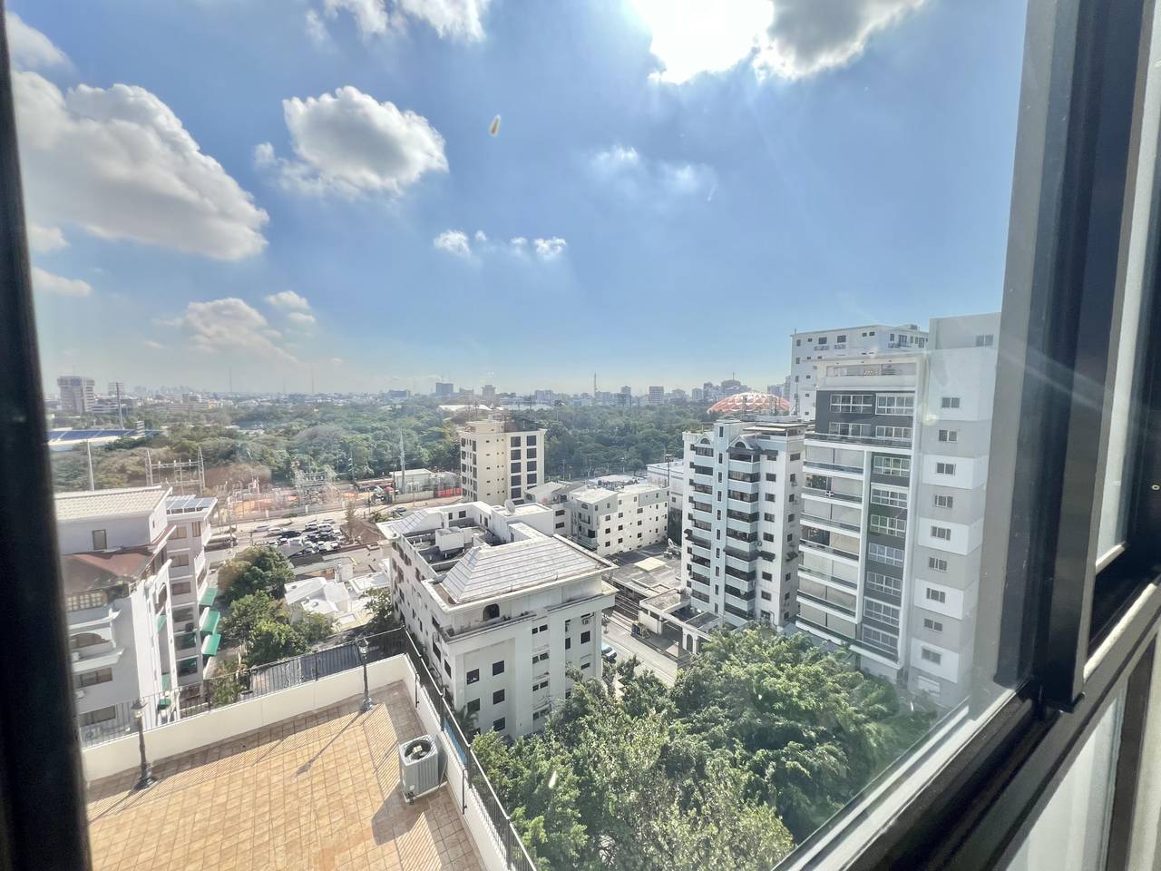 Penthouse tipo loft finamente amueblado en alquiler y en venta  Ens. Naco