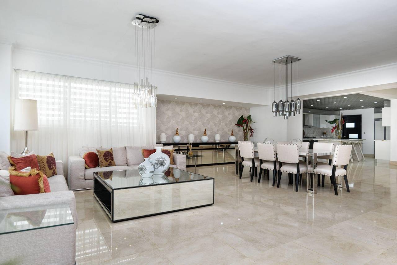 PENTHOUSE 3 NIVELES EN VENTA, UBICADO EN EL CORAZON DE NACO