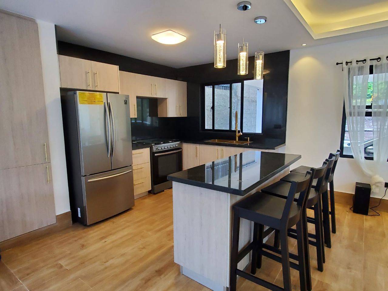 Venta de Villa de 3 habitaciones, en Santo Domingo Oeste, República Dominica.