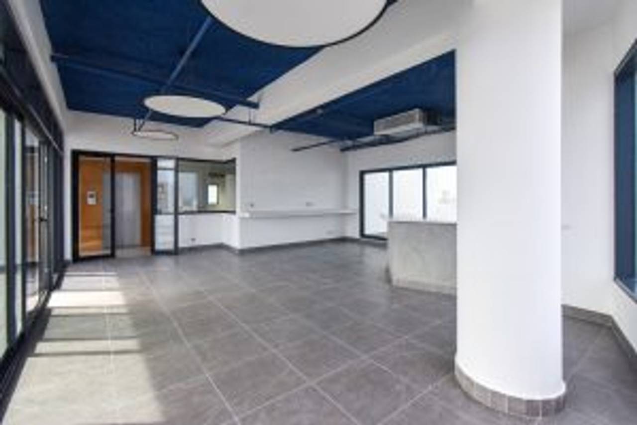 TORRE CORPORATIVA EVARISTO MORALES