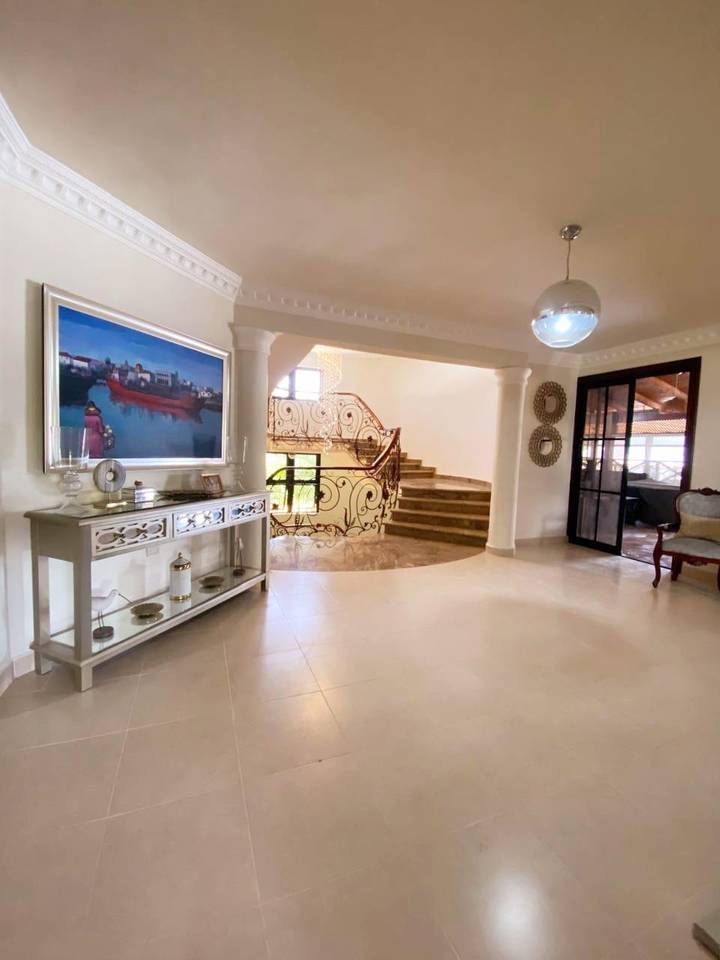 Casa con 6 habitaciones en venta en Barahona