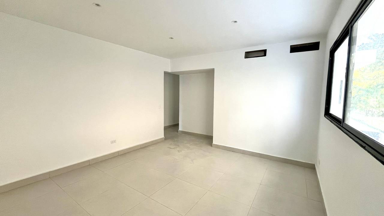 ¡Local Comercial/Oficina en Alquiler en La Julia!