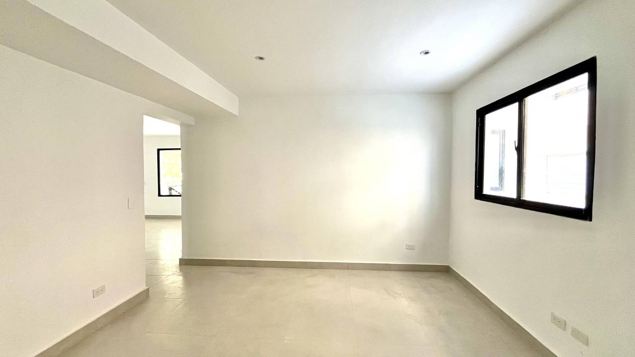 ¡Local Comercial/Oficina en Alquiler en La Julia!