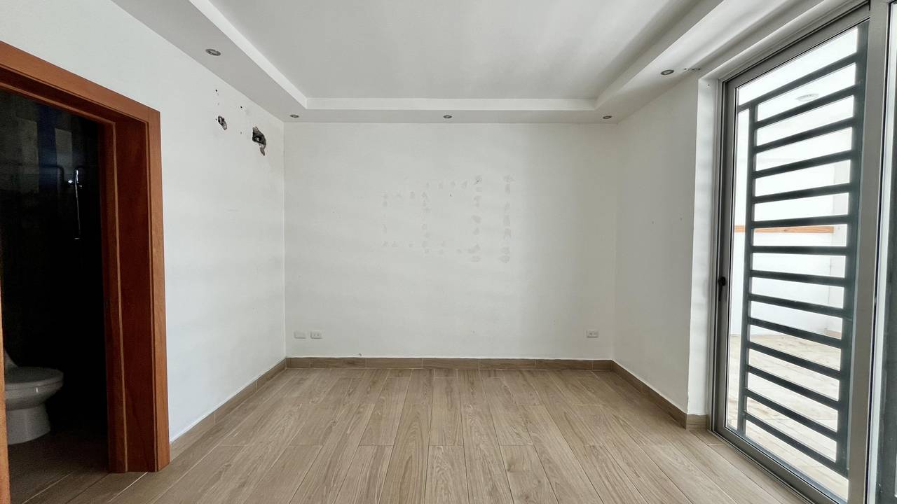 Casa en alquiler en Los Jardines de Isabela, Santo Domingo | Cerca de la Embajada de Estados Unidos