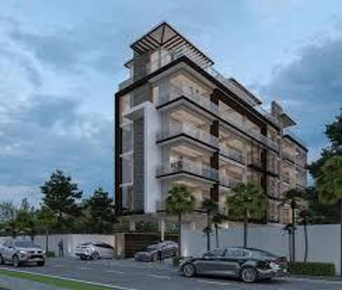 EXCLUSIVA PLAZA COMERCIAL EN ALMA ROSA I