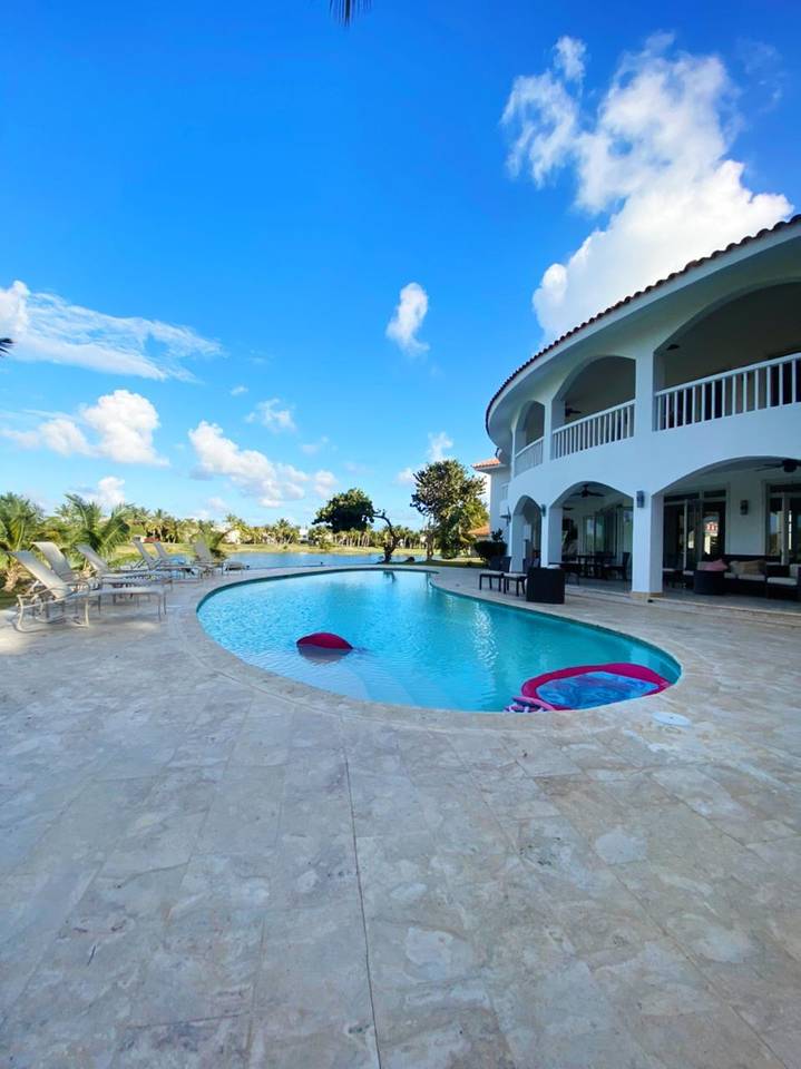 Villas en venta en Bávaro, 750 m²
