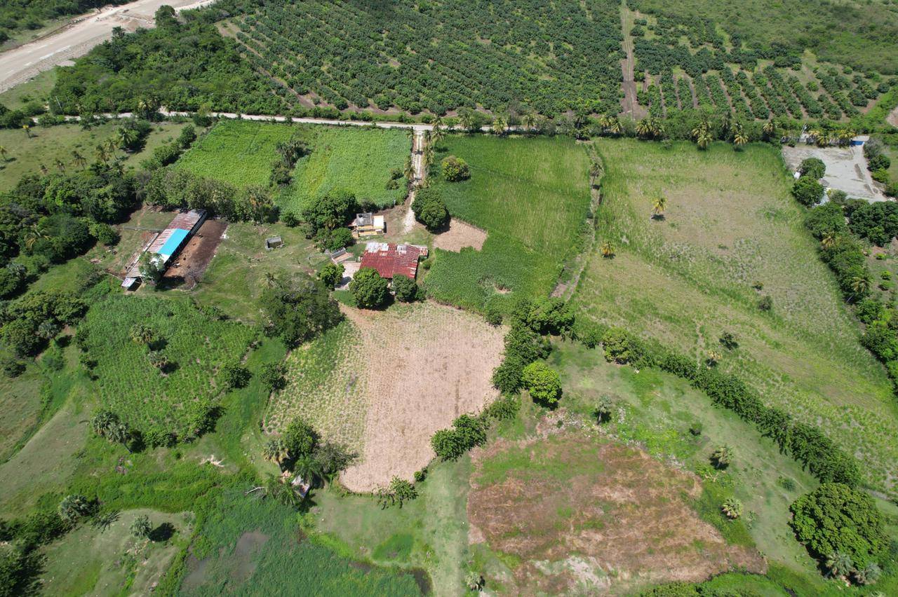 Terreno de 96,570 Metros en venta en Baní