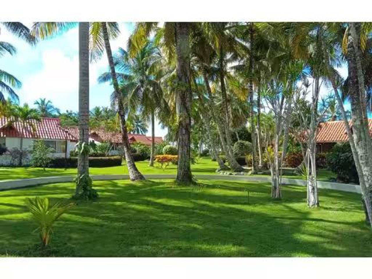 Villa independiente amueblada en Boca Chica