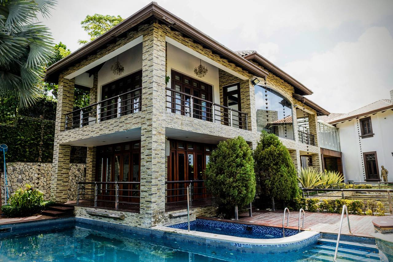 Grande Iconic Estate in Santiago