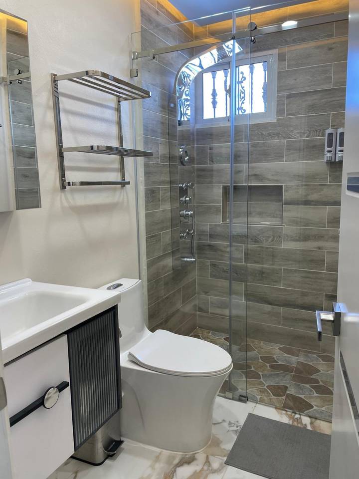 Apartamento disponible en Hainamosa.