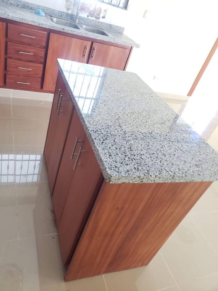 Casa de Venta Lista a estrenar en los Prados, Santiago de los Caballeros