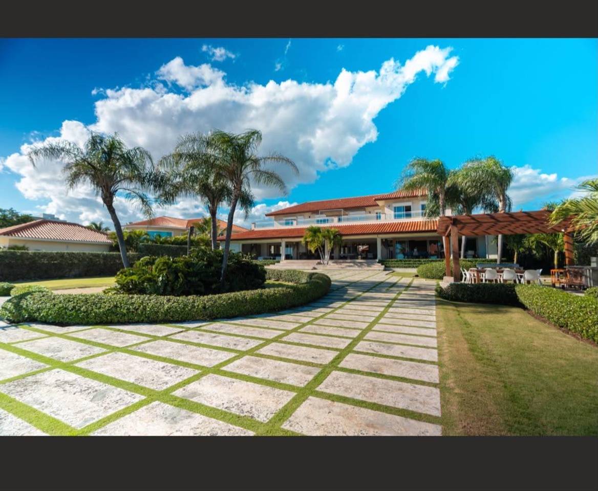 Luxury Villa