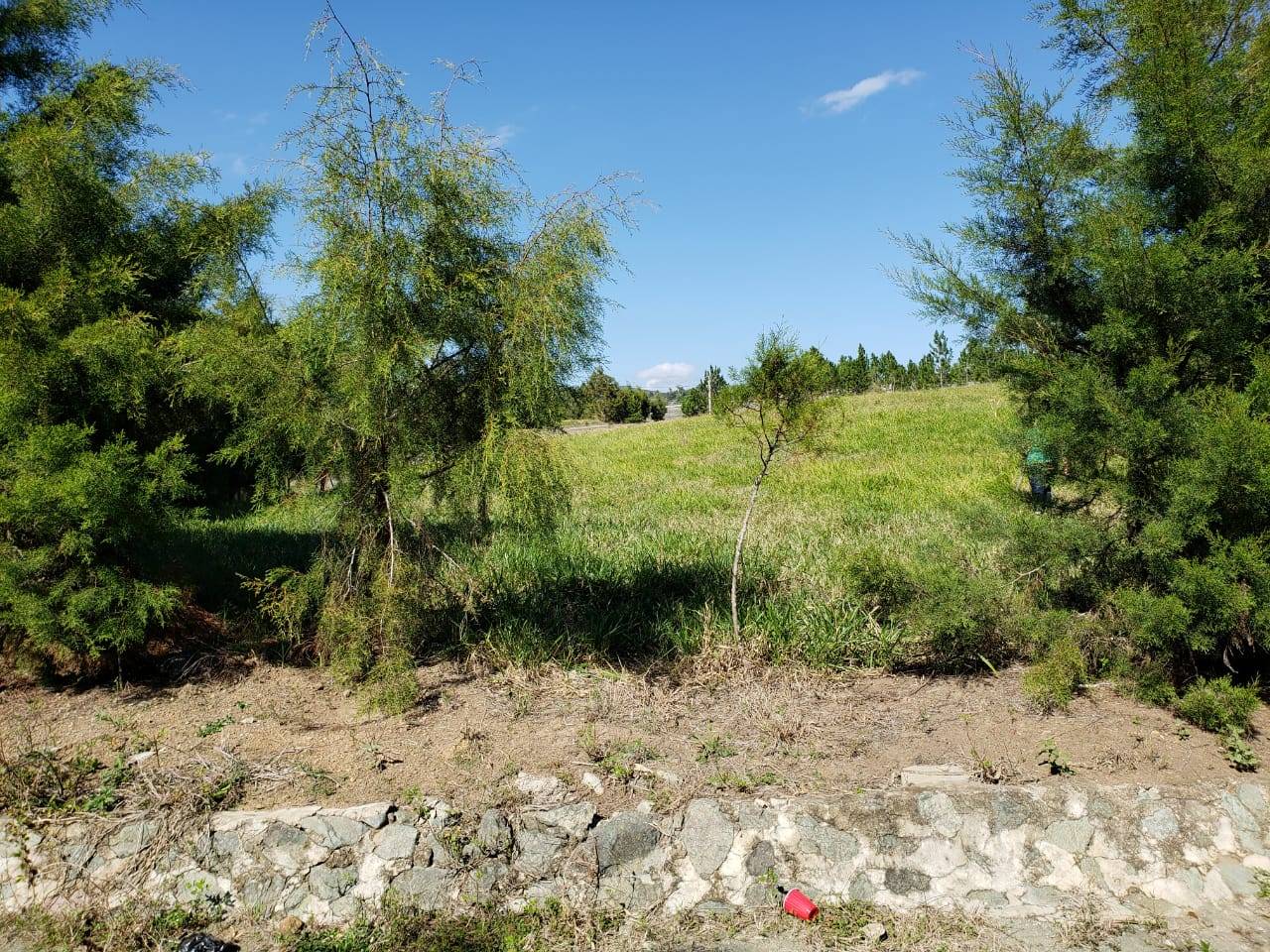 Solar de venta en proyecto cerrado.