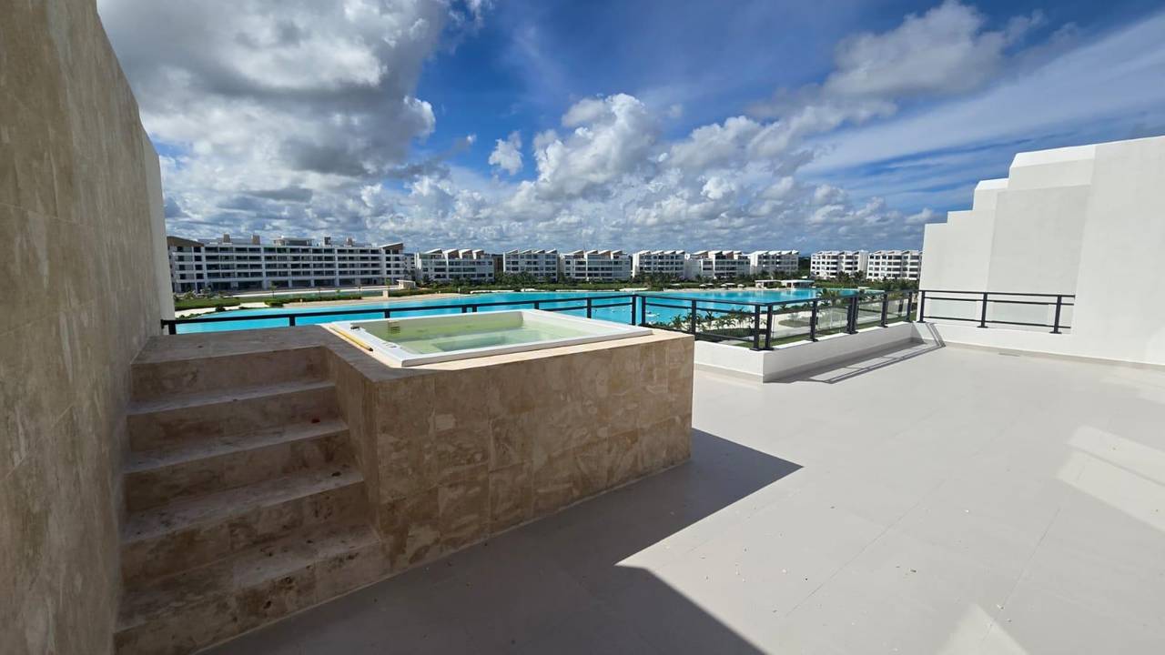 VENTA PENTHOUSE PUNTA CANA / THE BEACH