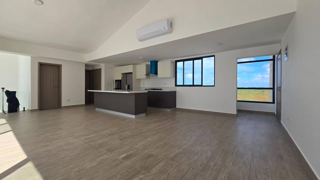 VENTA PENTHOUSE PUNTA CANA / THE BEACH