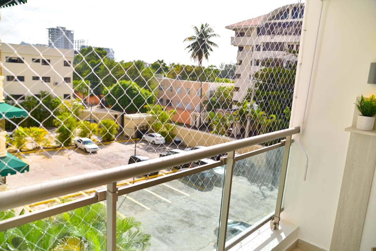 Brand apartment for rent in La esperilla with balcony