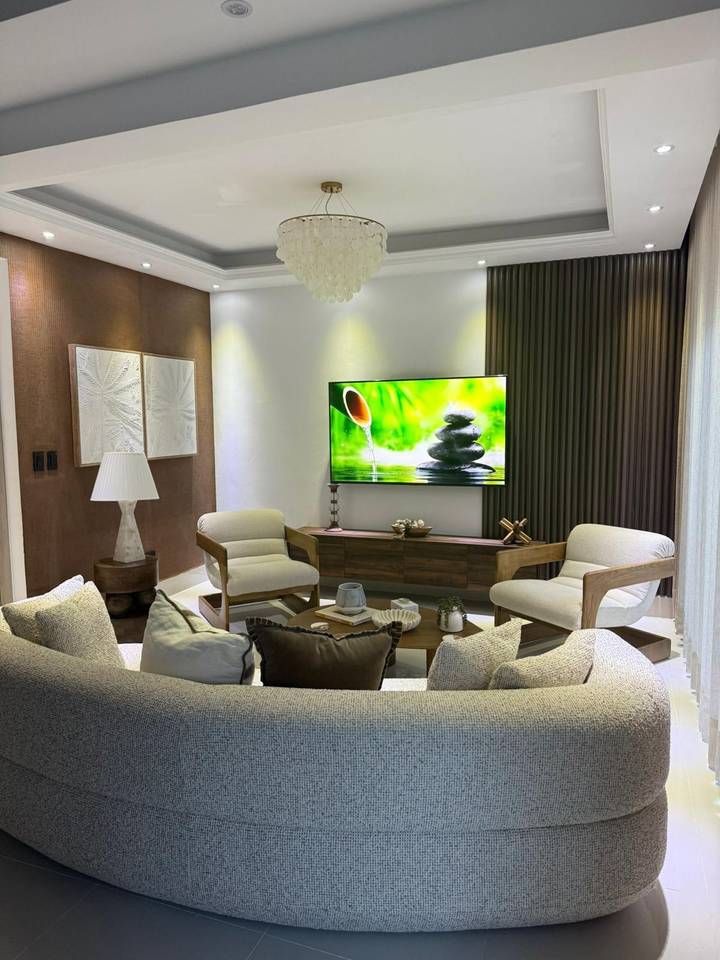 Townhouse en alquiler en Punta Cana, 110 m²