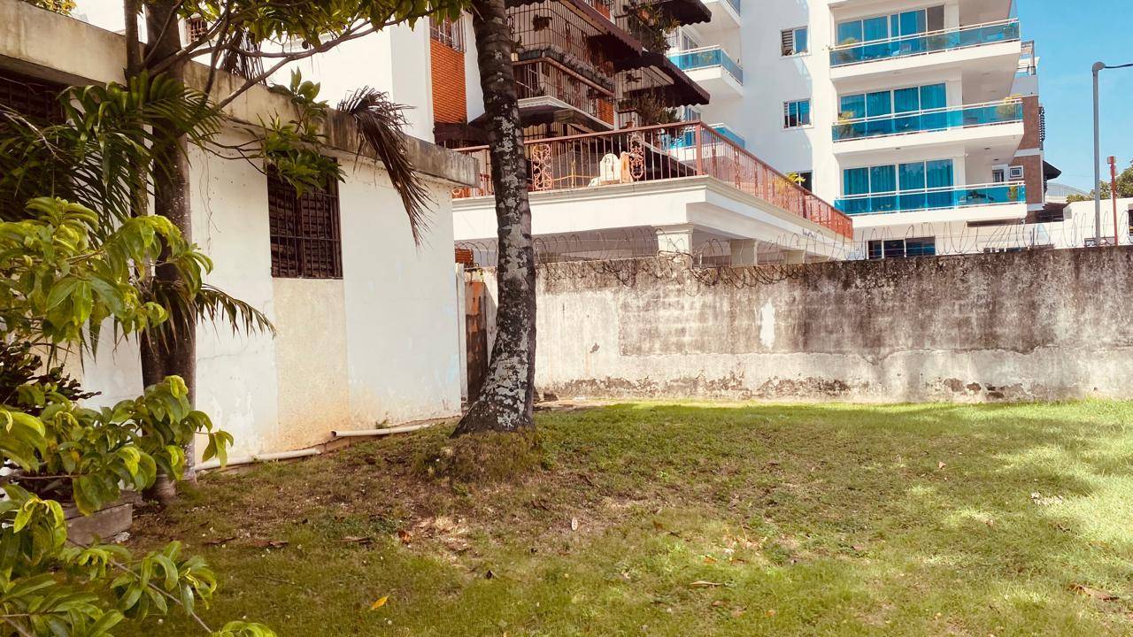 Terreno con Excelente ubicacion, en esquina.