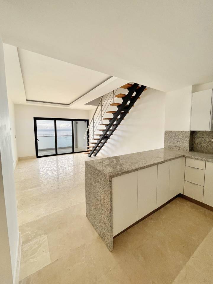 Apartamento en venta con vista panorámica a la Bahía de Samaná