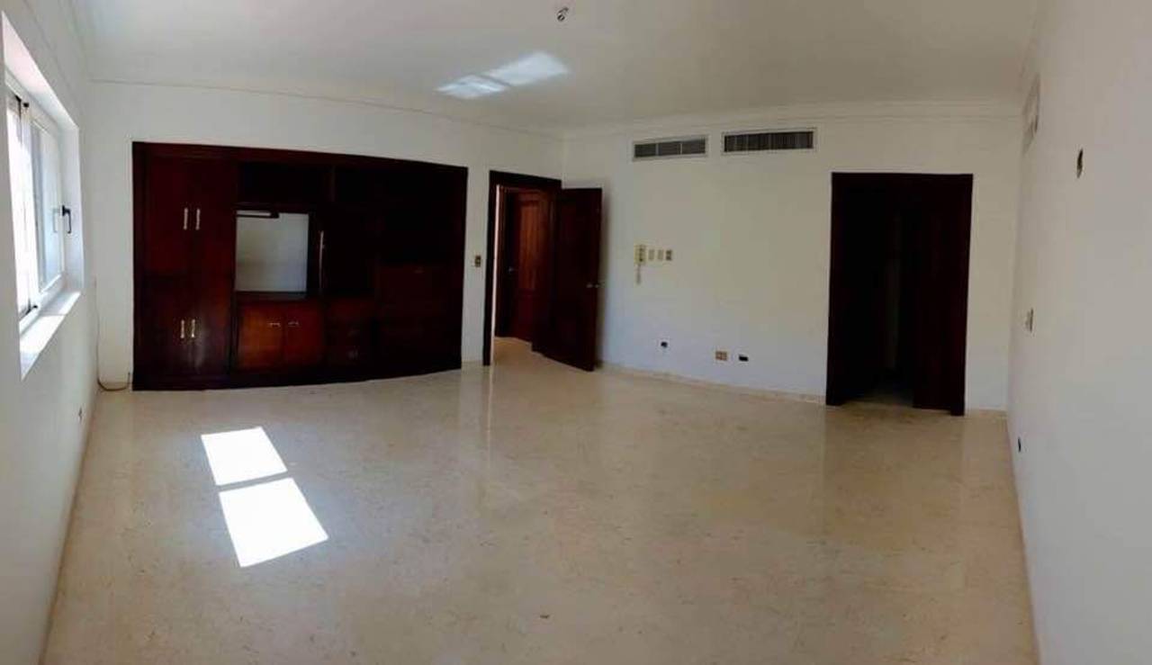 Apartamento 5 hab. Arroyo Hondo II. Santo Domingo, Rep. Dom.