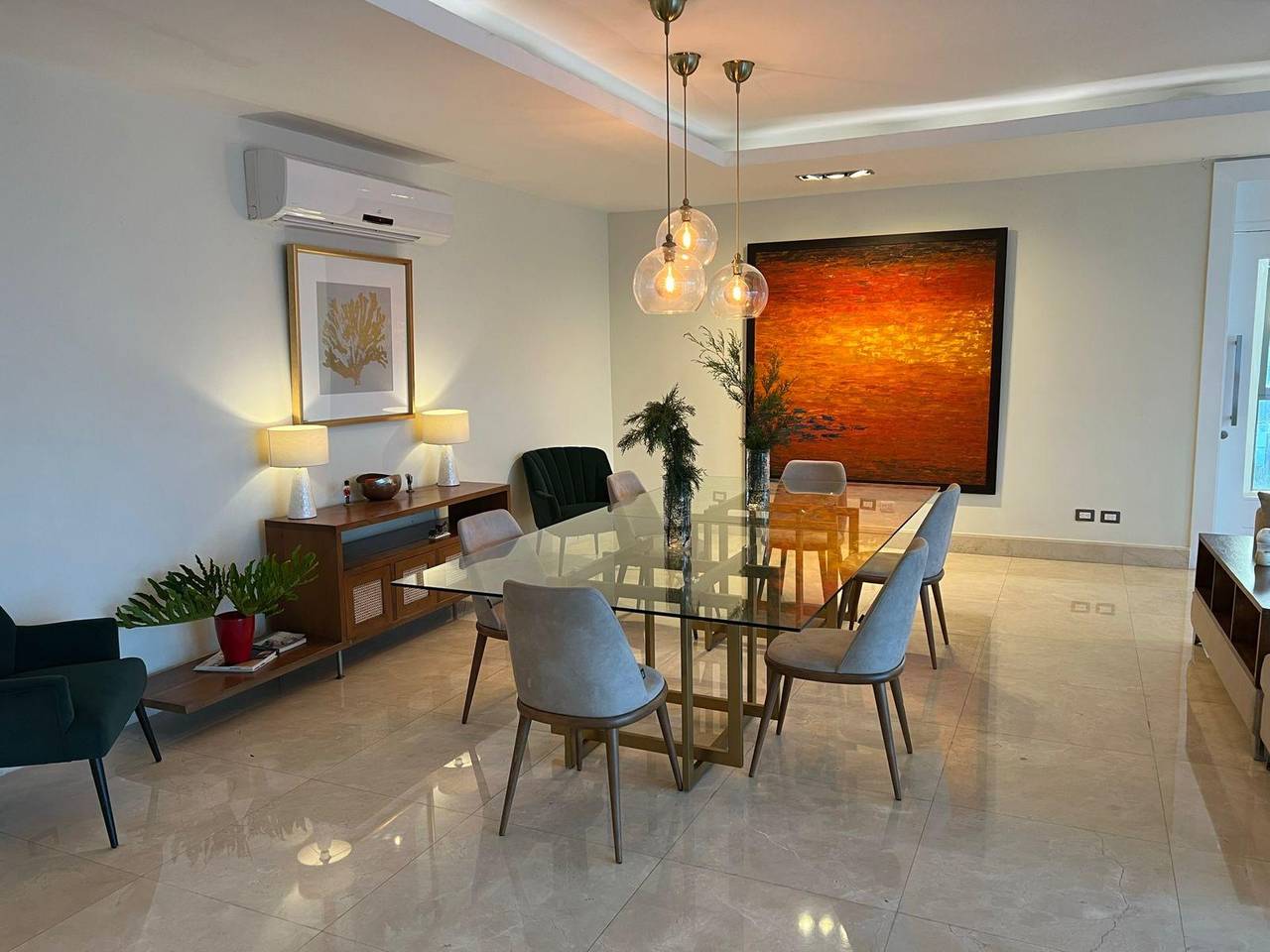 Apartamento amueblado de 3 habitaciones en renta en Piantini