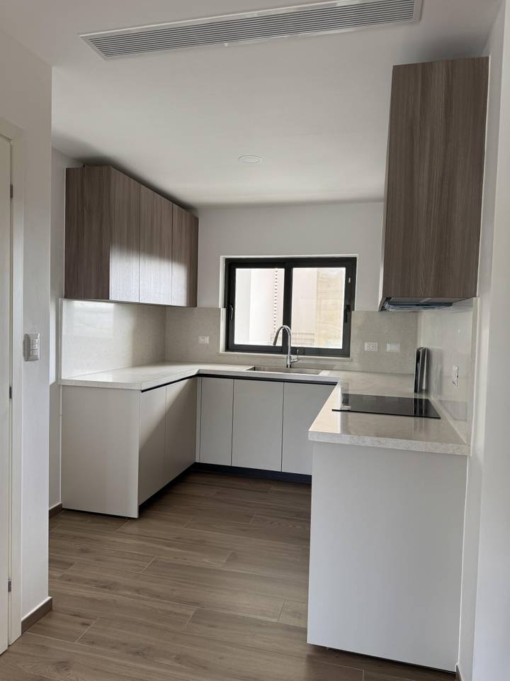 OPORTUNIDAD ÚNICA: Apartamento moderno con balcón en venta en Punta Cana, RD