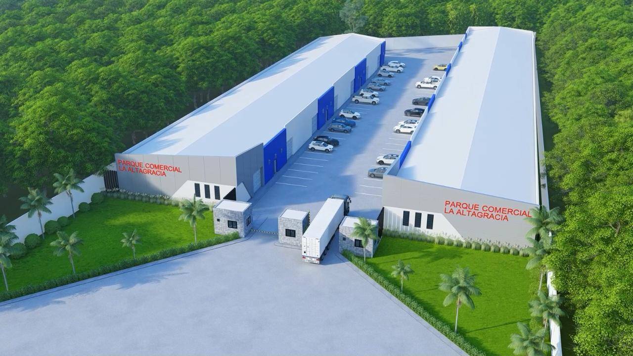 Naves desde 170 metros - Parque Comercial La Altagracia - Higüey
