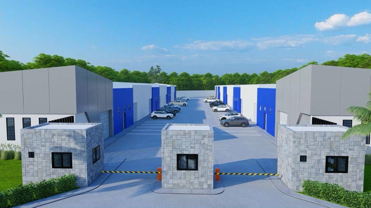 Naves desde 170 metros - Parque Comercial La Altagracia - Higüey