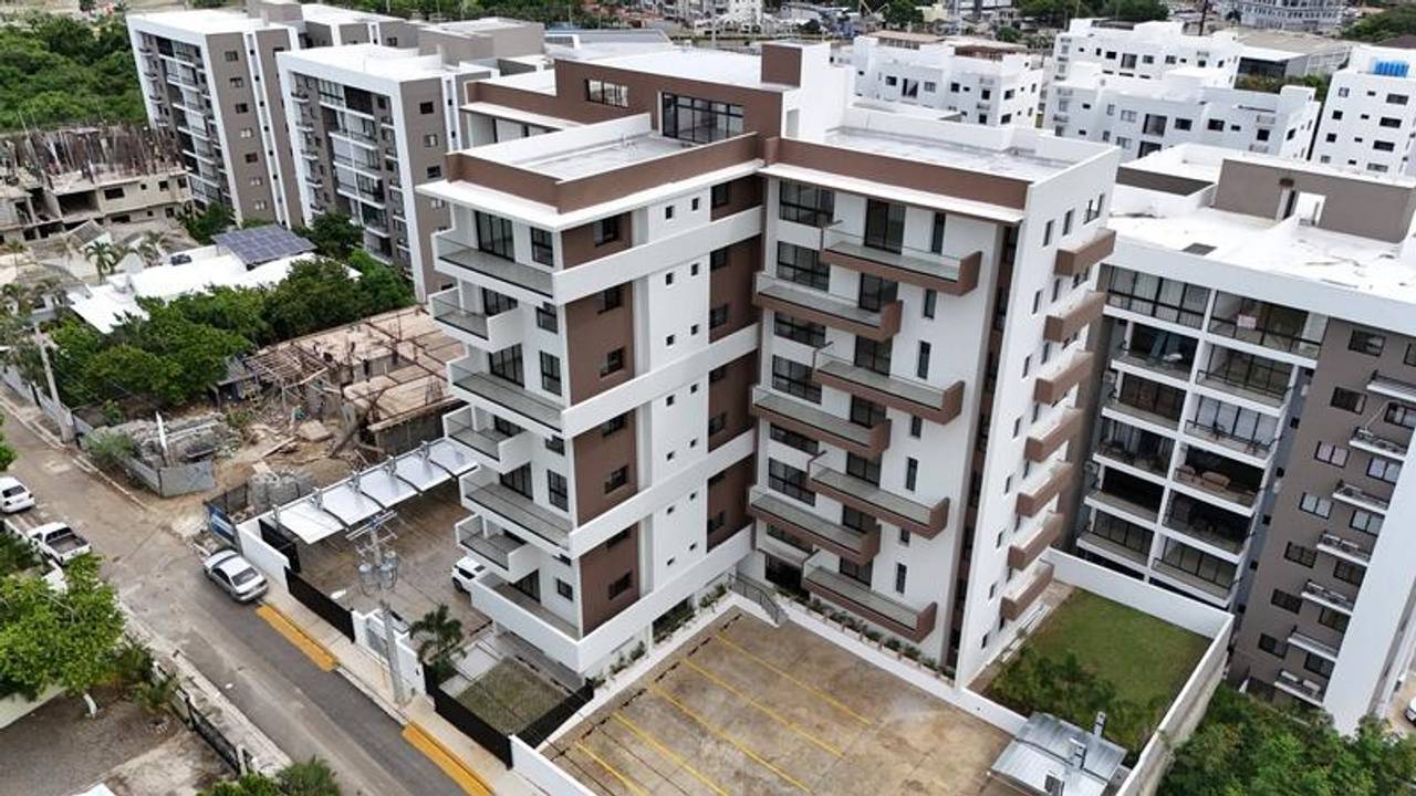 🏢 Residencial de apartamentos listos en Santiago