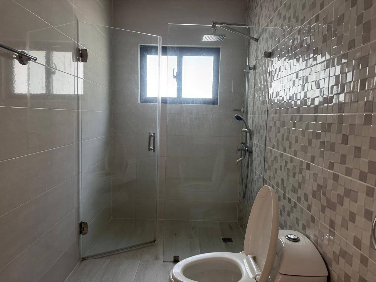 Casas en venta en Santo Domingo D.N., 338 m²